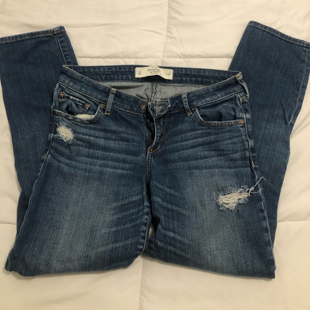 Abercrombie & Fitch Jeans size 4
